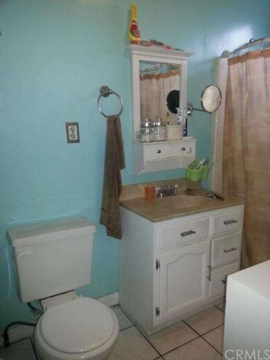 4519 W 104th St, Inglewood, CA 90304 - photo 6