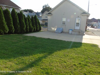 220 Willow St, Dunmore, PA 18512 - photo 7