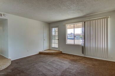 2920 N 87th Ln-7