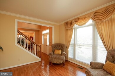 3659 Thomasson Crossing Dr, Triangle, VA 22172 - photo 3