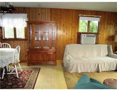 Living Room. A simple, workable...