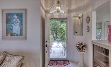 718 Lighthouse Dr, Tarpon Springs, FL 34689 - photo 4