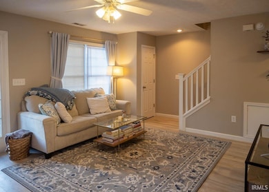 1323 S Cobble Creek Cir, Bloomington, IN 47401 - photo 2