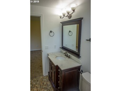 1404 Adelman Loop, Eugene, OR 97402 - photo 7