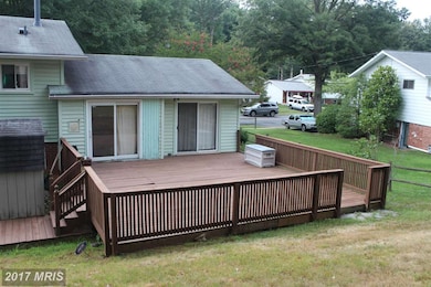 6821 Trexler Rd, Lanham, MD 20706 - photo 7