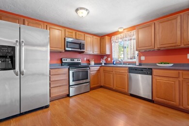 15 Highland Glen Dr, Randolph, MA 02368 - photo 4