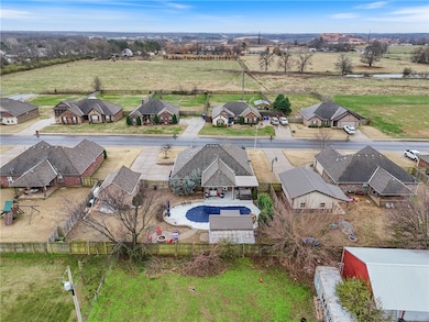 2020 Sandpiper Ave, Lowell, AR 72745 - photo 3