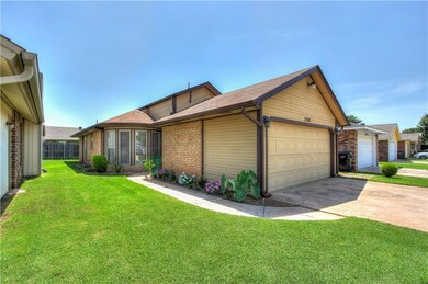 2318 Cedar Brook Dr, Moore, OK 73160 - photo 2