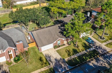 14602 Cypress Green Dr, Cypress, TX 77429 - photo 2