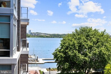 10 Bakers Walk unit 401, Alexandria, VA 22314 - photo 3