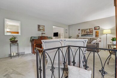 1325 Sunbury Rd, Columbus, OH 43219 - photo 6