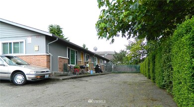 2811 S 216th St unit 4,5,6, Des Moines, WA 98198 - photo 2