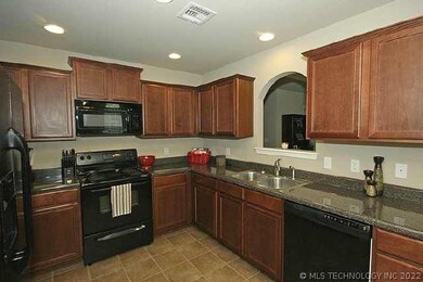 39 E Fairlane Ct, Sapulpa, OK 74066 - photo 7