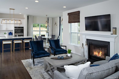 105 Creek Rd, Poughkeepsie, NY 12601 - photo 6