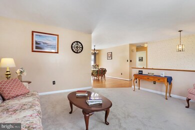 22010 Mohawk Dr, Smithsburg, MD 21783 - photo 4