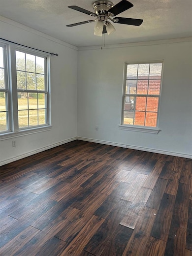 410 E 2nd St, Stroud, OK 74079 - photo 6