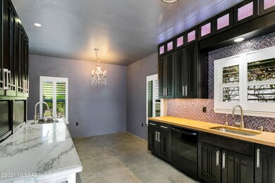 Kitchen/Dining