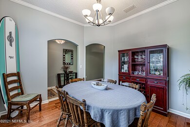 8-Dining Room