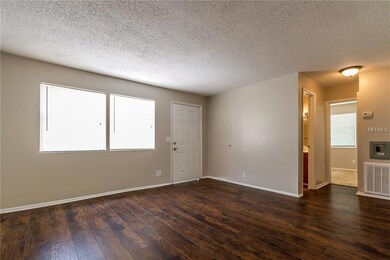 6011 Murrhee Rd, Tampa, FL 33619 - photo 5