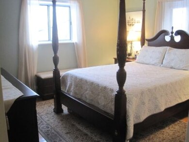 10 Riverside St unit 2-1, Watertown, MA 02472 - photo 3