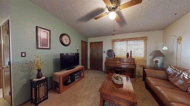 305 Plainview Dr, Alamogordo, NM 88310 - photo 2