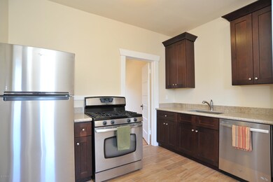 621 E Mabel (39)