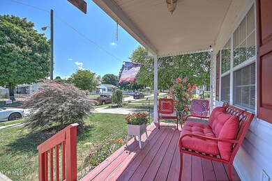 1505 Redwood-6