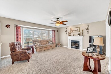 HUGE 19x17 Great Room with OVERSIZED BAY WINDOW! F