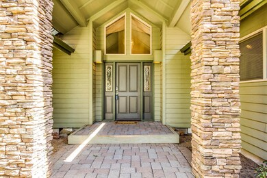 17742 Red Wing Ln, Sunriver, OR 97707 - photo 2