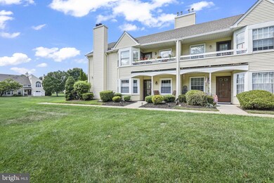 126 Mill Run E, Hightstown, NJ 08520 - photo 2