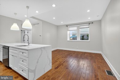 1420 E Susquehanna Ave unit C, Philadelphia, PA 19125 - photo 4