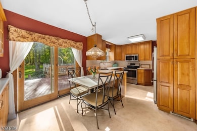 107 Meadow Rd, Clark, NJ 07066 - photo 4