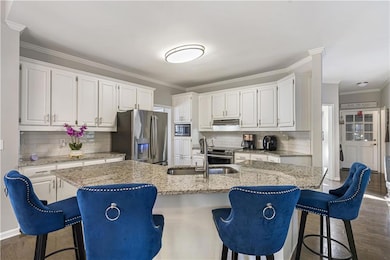 900 Secret Cove Dr, Sugar Hill, GA 30518 - photo 7