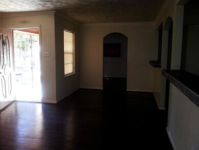 515 E Delz Dr, Houston, TX 77022 - photo 2