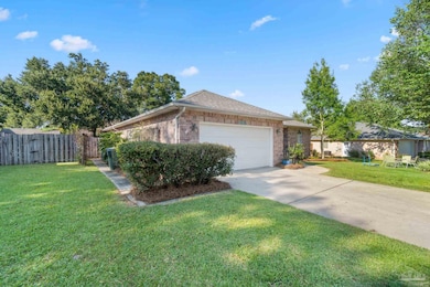 1504 Muirfield Rd, Cantonment, FL 32533 - photo 3