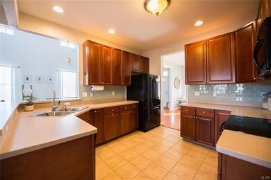 3154 Overlook Dr, Emmaus, PA 18049 - photo 6