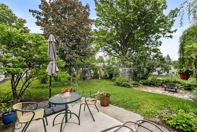 5-web-or-mls-710 Woodland Way-29