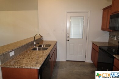 1331 Liberation Ln unit A, Copperas Cove, TX 76522 - photo 4