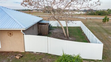 7049 Tide Cir, Labelle, FL 33935 - photo 7