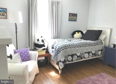 2401 Lexington Rd, Falls Church, VA 22043 - photo 5