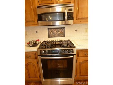 Dual fuel range and convection microwave