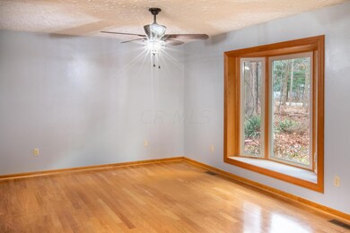 120-Challedon-Circle-25