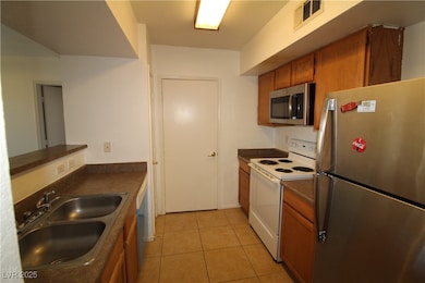 6650 W Warm Springs Rd unit 2115, Las Vegas, NV 89118 - photo 6