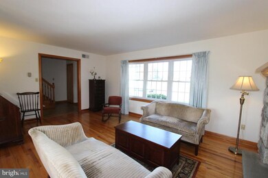 222 E Spruce St, New Holland, PA 17557 - photo 7