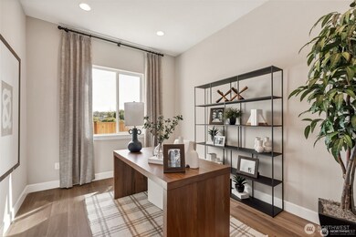 749 S Davis St unit 104, Buckley, WA 98321 - photo 6