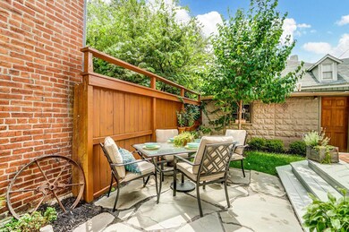 31 E Blenkner St, Columbus, OH 43215 - photo 4