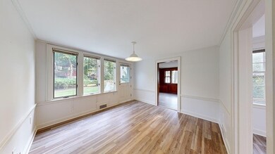 44 Walnut Place unit Entire Home, Newton, MA 02461 - photo 5