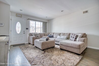 219 Dubois Ave, Staten Island, NY 10310 - photo 5