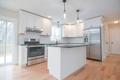 133 Southwick St, Fitchburg, MA 01420 - photo 5