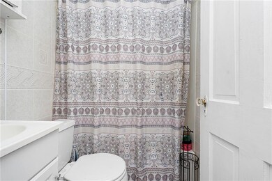 23 Calcott St, Warwick, RI 02889 - photo 5